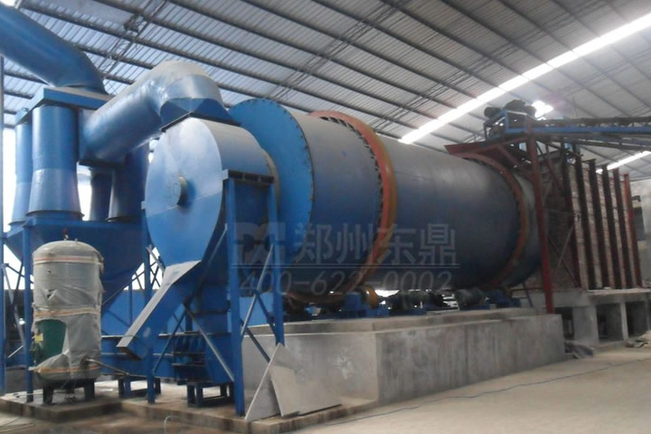沙子烘干機主要用于干粉砂漿行業(yè)所用的黃砂、河沙及鑄造行業(yè)用于各種規(guī)格型砂的脫水烘干。