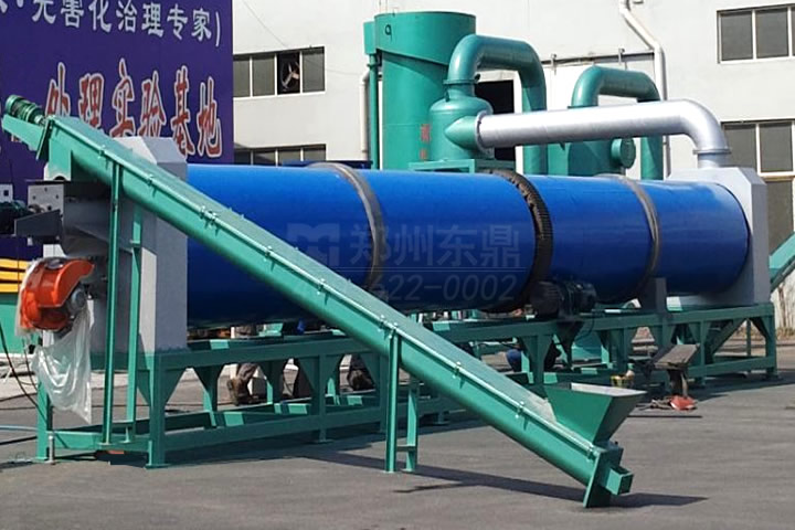 新型沼氣熱源生物質(zhì)有機(jī)肥烘干機(jī)設(shè)備可將高達(dá)七八十含水量的沼渣、糞便、鋸末等物料一次性烘干至安全貯藏水分標(biāo)準(zhǔn)。